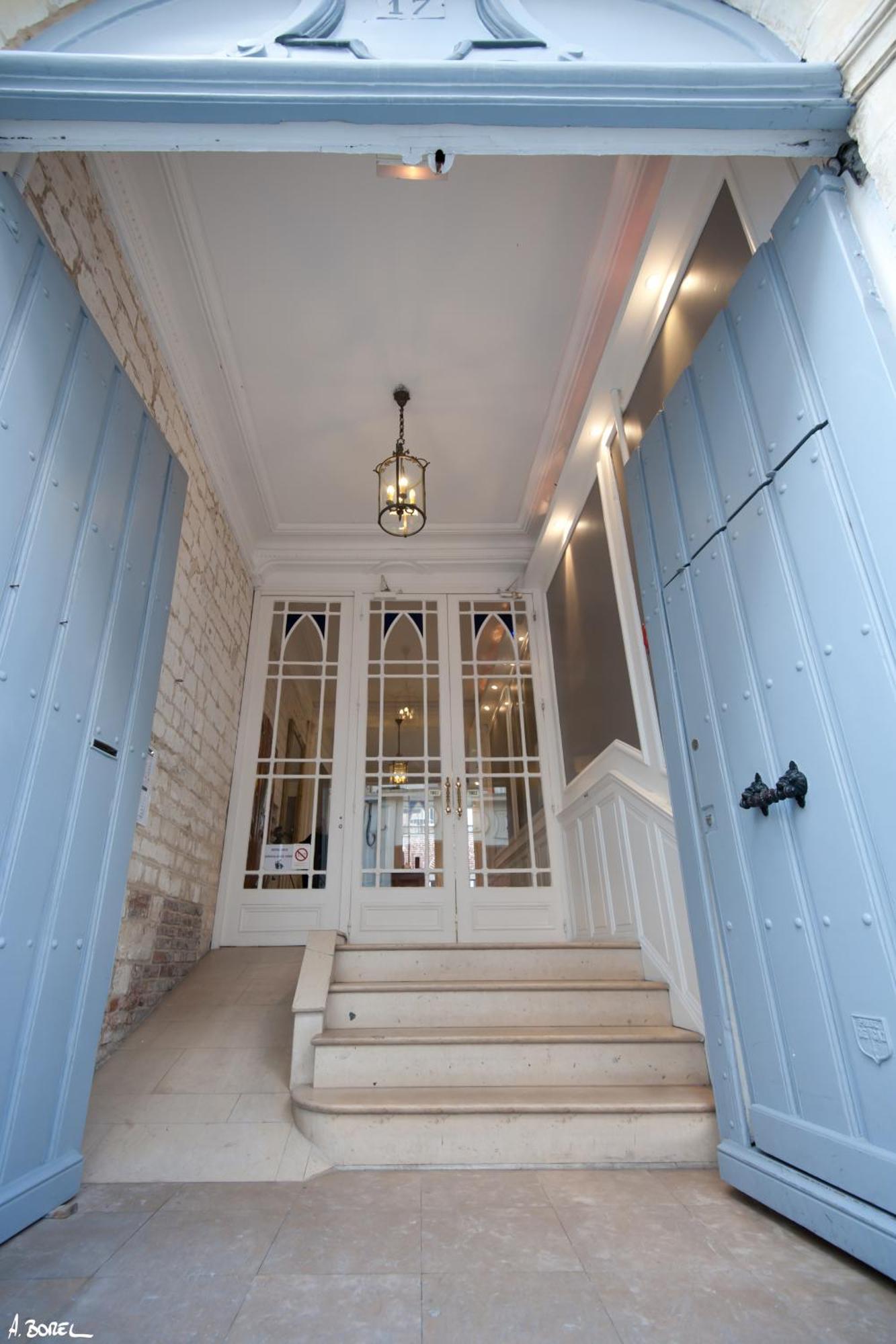 Hotel Le Prieure Et La Residence Amiens Eksteriør billede