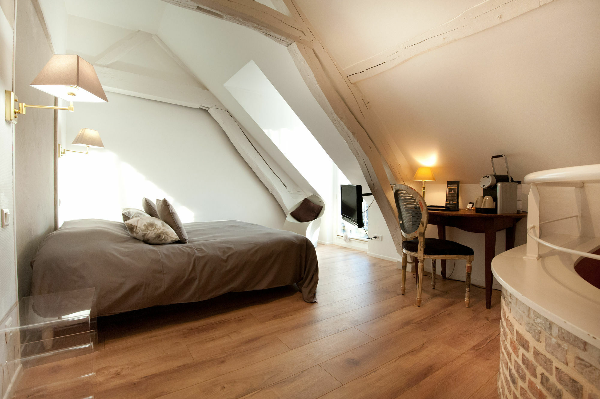 Hotel Le Prieure Et La Residence Amiens Eksteriør billede